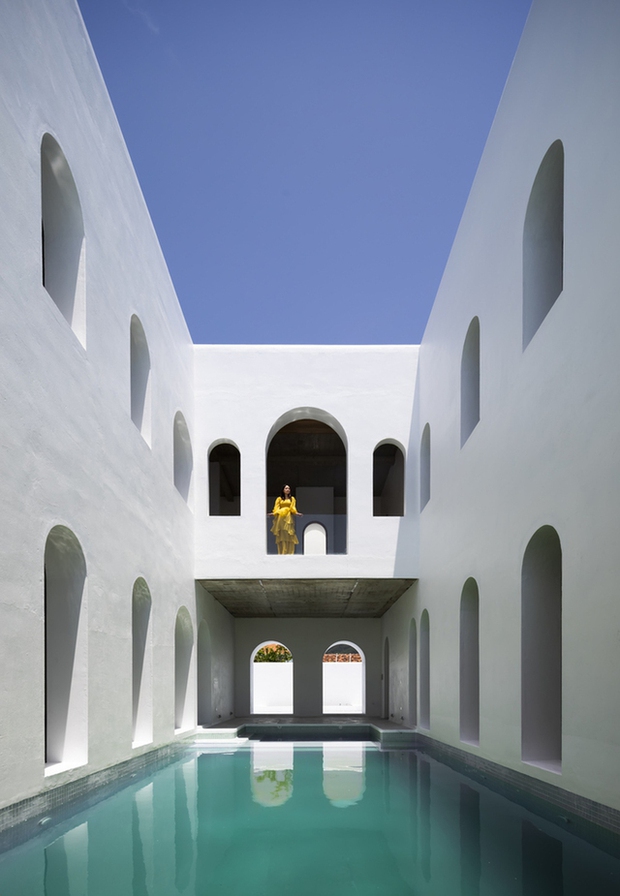 Ngôi nhà tựa Santorini thu nhỏ bên bờ biển Khánh Hòa với ngàn góc sống ảo - Ảnh 14.