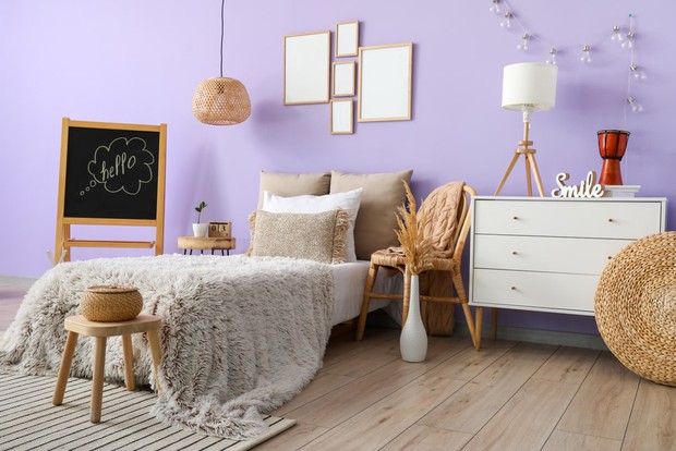 Những căn phòng ngủ sẽ khiến chị em thích mê với gam màu oải hương lãng mạn - Ảnh 4.