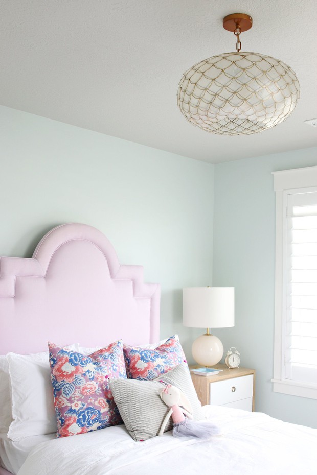 Những căn phòng ngủ sẽ khiến chị em thích mê với gam màu oải hương lãng mạn - Ảnh 10.