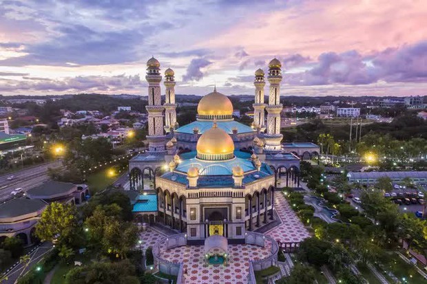 Vương quốc Brunei - “Hòn ngọc xanh” giàu có của Đông Nam Á - Ảnh 2. Vương quốc Brunei - “Hòn ngọc xanh” giàu có của Đông Nam Á - Ảnh 2.