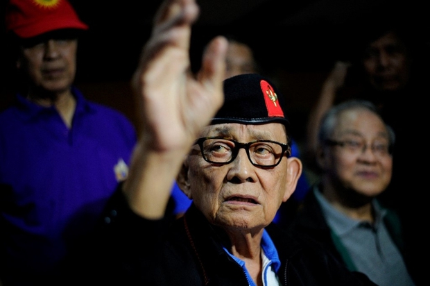 Cựu Tổng thống Philippines Fidel Ramos từ trần vì biến chứng COVID - Ảnh 1.