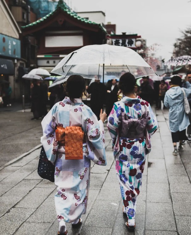 Chiếc ô trong suốt ở Nhật Bản: Trở thành vật quốc dân trong ngày mưa, là nét văn hóa không thể thiếu của đất nước mặt trời mọc - Ảnh 4.