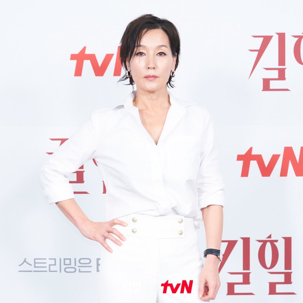 Mẹ quyền lực của Lee Min Ho ở Vườn Sao Băng: 60 tuổi vẫn siêu sang chảnh, đóng phim ít nhưng cực chất lượng - Ảnh 7.