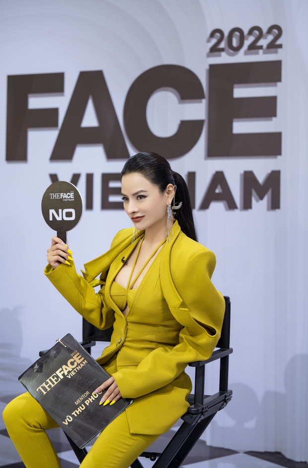 Phong cách thời trang của Vũ Thu Phương khi làm giám khảo The Face miền Bắc - Ảnh 2.