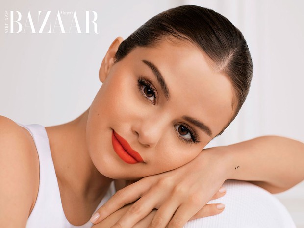 Selena Gomez ở tuổi U30: Tìm lại được nụ cười sau mối tình hết lòng với một người đàn ông - Ảnh 18. Selena Gomez ở tuổi U30: Tìm lại được nụ cười sau mối tình hết lòng với một người đàn ông - Ảnh 18.