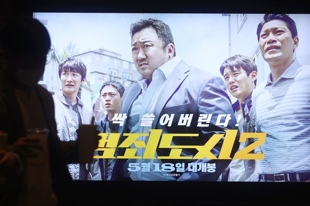 Phim ăn khách The Roundup của Hàn Quốc bị chỉ trích kỳ thị người khuyết tật - Ảnh 1.