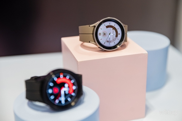 Trên tay Galaxy Watch5 series: Hai phiên bản, tập trung theo dõi sức khoẻ, pin nâng cấp, giá từ 6.49 triệu đồng - Ảnh 1.