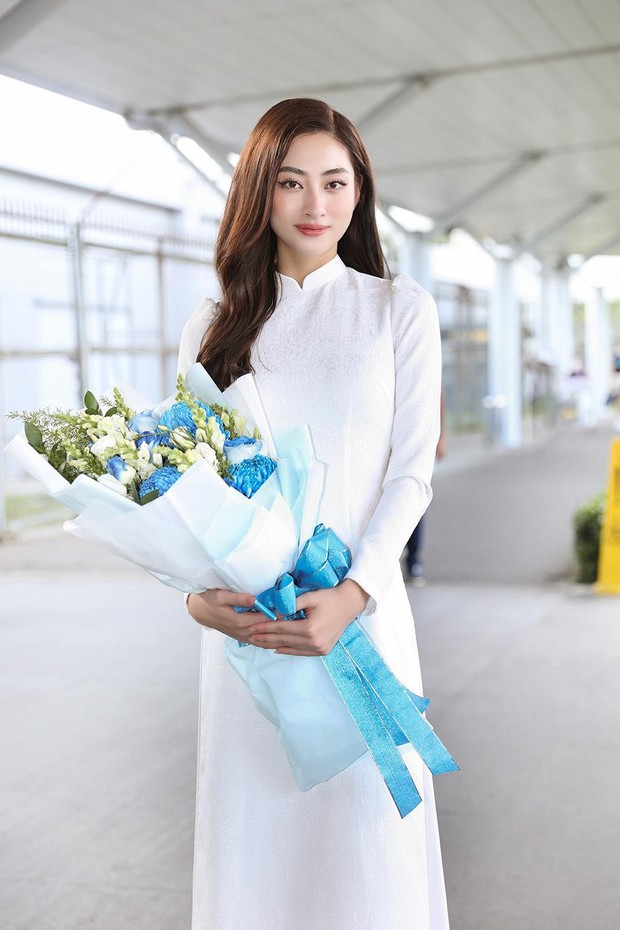 Hoa hậu Thế giới 2021 diện áo dài khoe sắc bên Đỗ Thị Hà, Tiểu Vy - Ảnh 2.