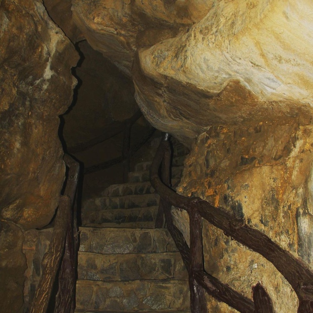 Khám phá vẻ huyền bí của hang động tương truyền là nơi Thạch Sanh cứu công chúa - Ảnh 5.