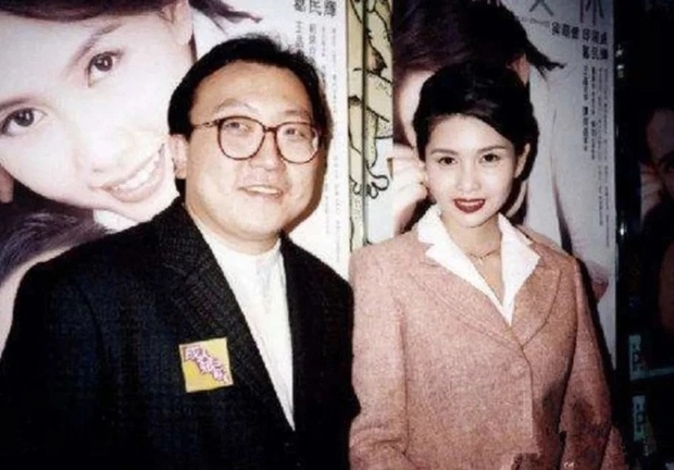 Cuộc sống của ‘biểu tượng gợi cảm’ một thời sau 23 năm nghe lời chồng bỏ nghề - Ảnh 5.