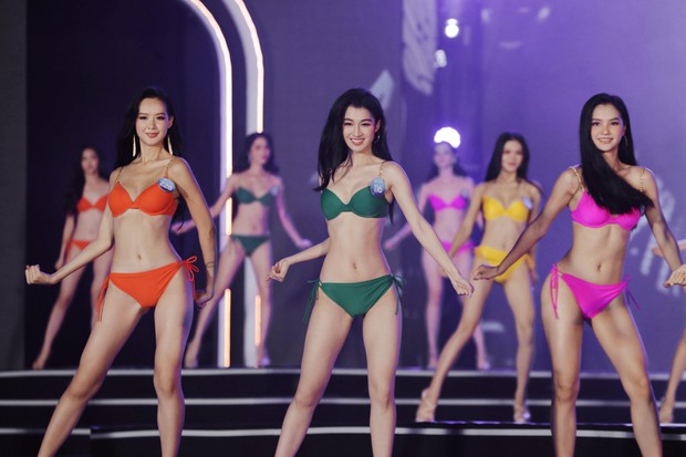 Mãn nhãn màn trình diễn bikini đẹp mắt của Top 20 Miss World Vietnam 2022 - Ảnh 1.
