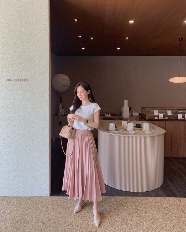 4 mẫu chân váy lý tưởng để chị em sắm về diện trong dịp cuối Hè đầu Thu này - Ảnh 14.