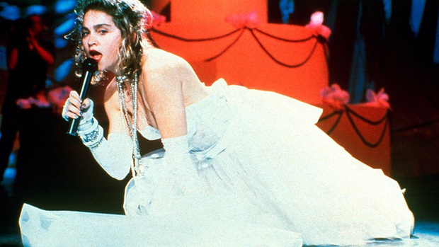 Madonna tiết lộ bộ trang phục suýt hủy hoại sự nghiệp - Ảnh 2.
