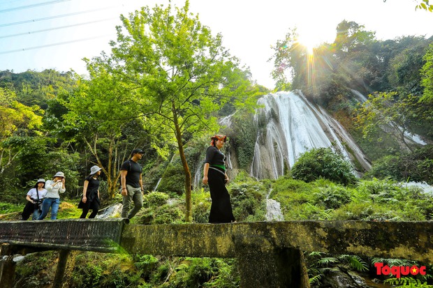 Khám phá thác Tạt Nàng đẹp quyến rũ giữa núi rừng Sơn La - Ảnh 7.