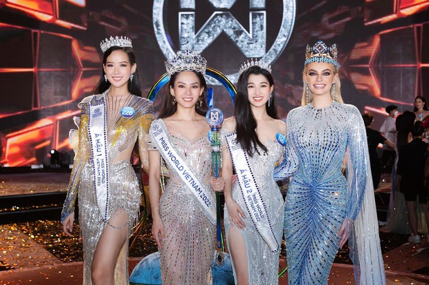 Choáng ngợp với nhan sắc tuyệt phẩm của Hoa hậu đẹp nhất thế giới 2021 trong bốn ngày ở Việt Nam - Ảnh 13.