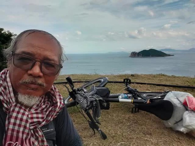 Nhà du khảo 61 tuổi một mình đạp xe 1.800km từ Bắc vào Nam: Đi để thấy Việt Nam mình tươi đẹp - Ảnh 3.
