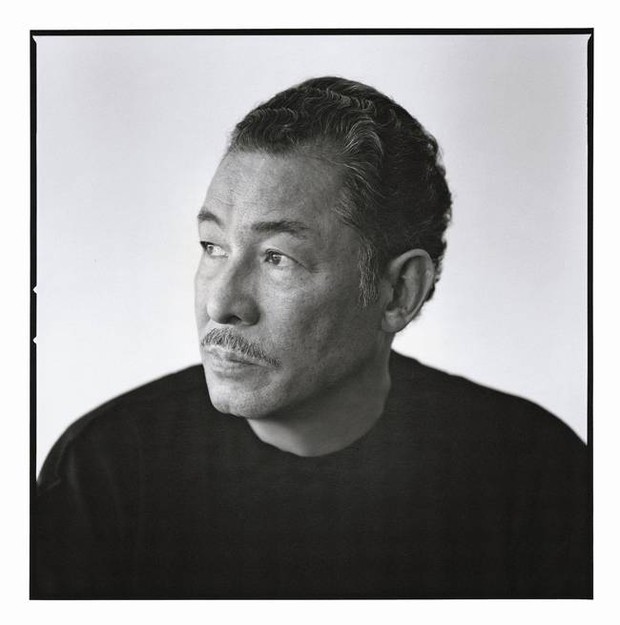 Nhà thiết kế lừng danh Issey Miyake qua đời, để lại di sản nghệ thuật to lớn, là người đưa thời trang Nhật Bản vươn tầm thế giới - Ảnh 1.