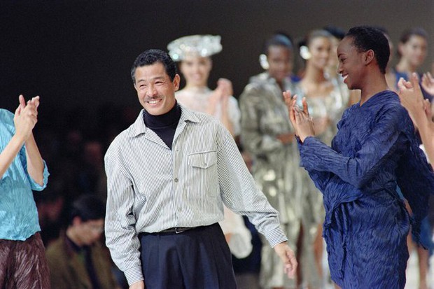 Nhà thiết kế lừng danh Issey Miyake qua đời, để lại di sản nghệ thuật to lớn, là người đưa thời trang Nhật Bản vươn tầm thế giới - Ảnh 8.