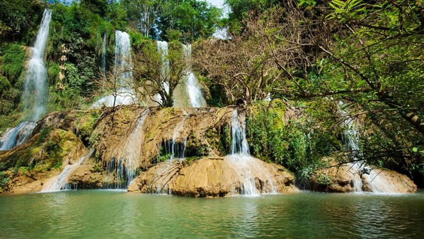 Bốn thác nước tuyệt đẹp của Việt Nam lên tem bưu chính - Ảnh 2.
