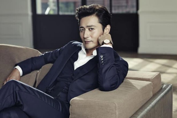 Tài tử Jang Dong Gun xuất hiện sau gần 3 năm ở ẩn, cuộc sống ra sao ở tuổi 50? - Ảnh 5. Tài tử Jang Dong Gun xuất hiện sau gần 3 năm ở ẩn, cuộc sống ra sao ở tuổi 50? - Ảnh 5.