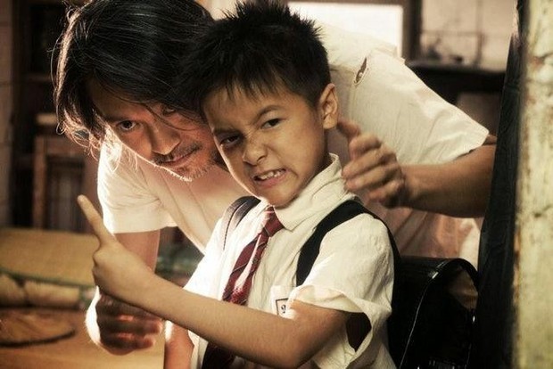 Con trai màn ảnh của Châu Tinh Trì xinh đẹp tuổi 25 - Ảnh 1.