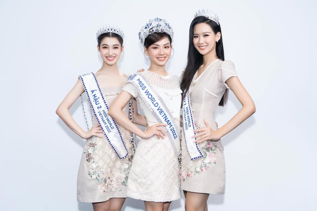 Phong cách thời trang đồng điệu, ngọt ngào của Top 3 Miss World Vietnam 2022 sau đăng quang - Ảnh 5.