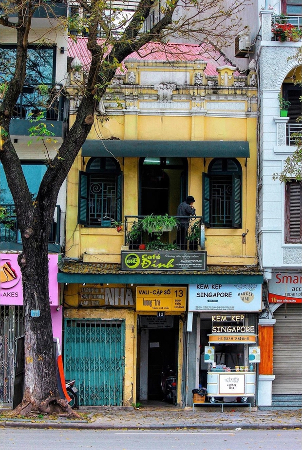 4 quán cà phê nhuốm màu thời gian khiến nhiều người cứ đến là nhớ đến một Hà Nội xưa rất xưa - Ảnh 1. 4 quán cà phê nhuốm màu thời gian khiến nhiều người cứ đến là nhớ đến một Hà Nội xưa rất xưa - Ảnh 1.