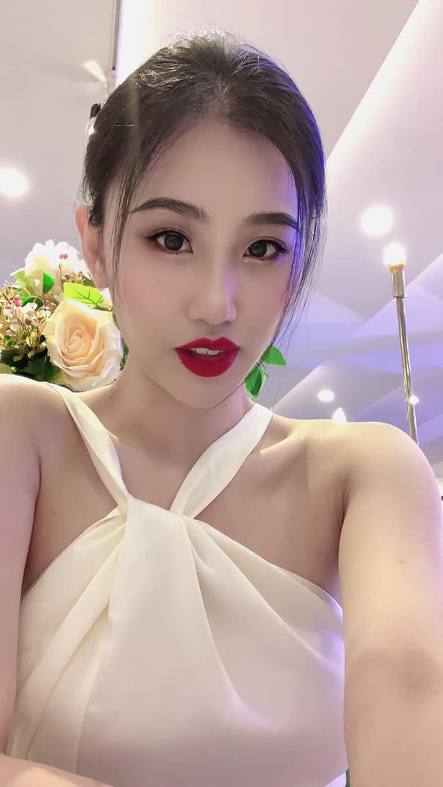 Gặp nữ tiếp viên trưởng đi thi Hoa hậu Hòa bình - Ảnh 6.