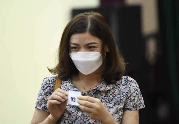 Hà Nội: Phụ huynh hồi hộp bốc thăm cho con vào trường mầm non công lập - Ảnh 12.