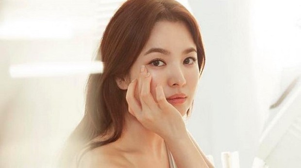 Song Hye Kyo kết hợp cùng mỹ nhân “cảnh nóng” Han So Hee trong phim mới - Ảnh 2.