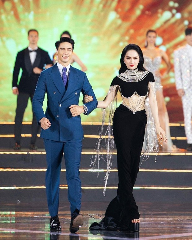 Nam thần Thái Lan từng sánh vai Hoa hậu Thùy Tiên, Hương Giang bất ngờ xuống tóc đi tu - Ảnh 5.