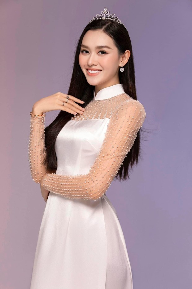 Kỷ niệm 3 năm đăng quang, Top 3 Miss World Vietnam 2019 khoe sắc quyến rũ trước khi hết nhiệm kỳ - Ảnh 5.