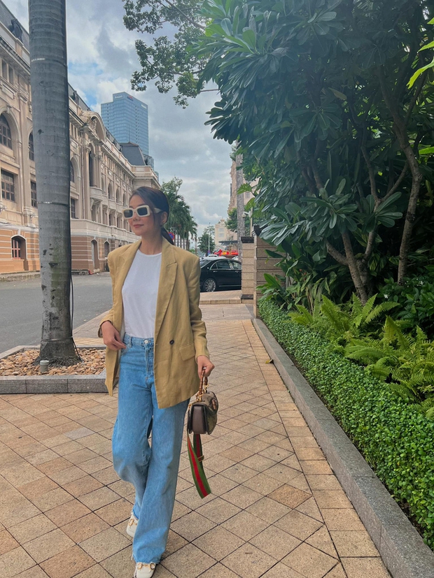 Muốn mặc quần ống rộng thật trẻ trung, hãy tham khảo các mỹ nhân Việt - Ảnh 2. Muốn mặc quần ống rộng thật trẻ trung, hãy tham khảo các mỹ nhân Việt - Ảnh 2.