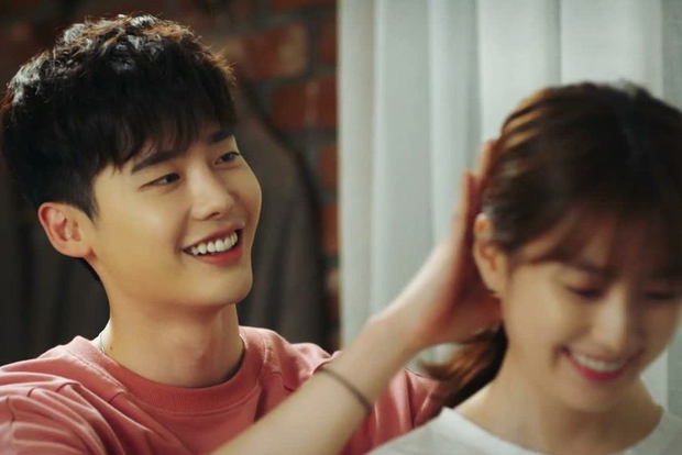 Lee Jong Suk có 3 người yêu màn ảnh đình đám, được yêu mến chẳng kém Yoona - Ảnh 18.