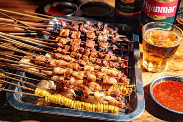 9 kiểu đồ nướng từng vùng miền trong ẩm thực Trung Quốc, ngồi ngoài phố thưởng thức trong đêm hè mới là thiên đường! - Ảnh 18.