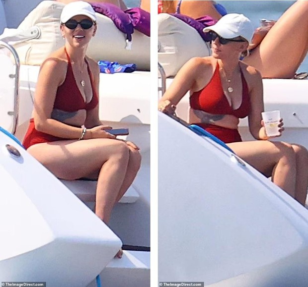 Góa phụ đen Scarlett Johansson diện bikini lộ bụng ngấn mỡ vẫn gợi cảm - Ảnh 3.