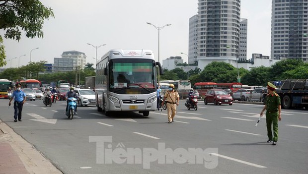Cục CSGT lý giải nguyên nhân hàng loạt tuyến đường ùn tắc dịp nghỉ lễ 2/9 - Ảnh 3. Cục CSGT lý giải nguyên nhân hàng loạt tuyến đường ùn tắc dịp nghỉ lễ 2/9 - Ảnh 3.