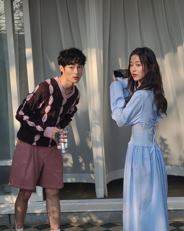 Em gái Kim Go Eun ở phim mới: Từng lấy đi nụ hôn đầu của nam chính “Ngôi trường xác sống” - Ảnh 6.