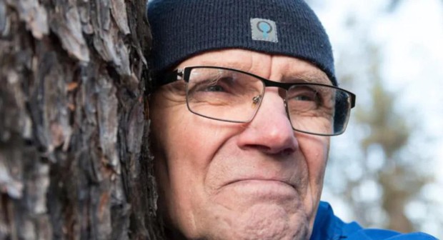 Cuộc thi ôm cây kỳ lạ ở Phần Lan - nơi con người được chữa lành bằng những cái ôm thiên nhiên vào lòng - Ảnh 19.
