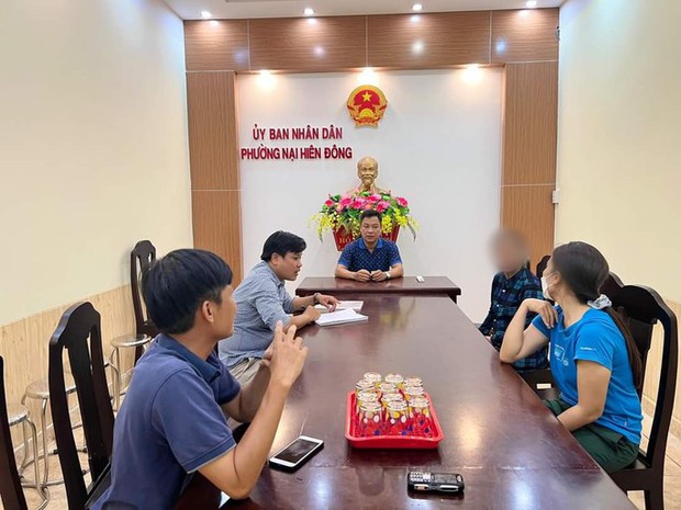 Đà Nẵng: Mua tôm tươi, tá hỏa phát hiện chất bột trắng chưa xác định - Ảnh 2. Đà Nẵng: Mua tôm tươi, tá hỏa phát hiện chất bột trắng chưa xác định - Ảnh 2.