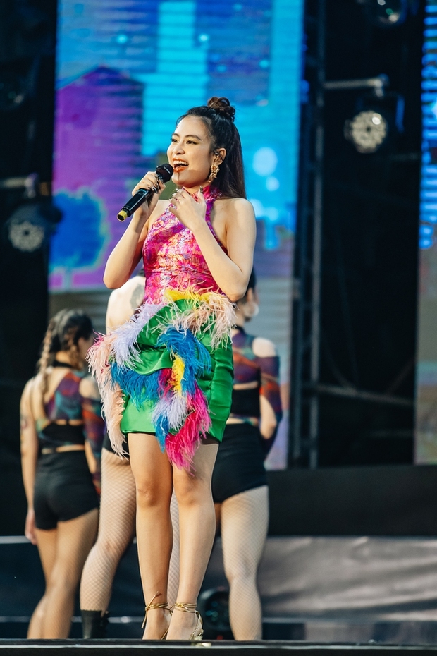 Hyolyn (Sistar) gây bão với loạt hit quen thuộc, Hoàng Thùy Linh và Đức Phúc diễn cực sung ở lễ hội âm nhạc Việt - Hàn - Ảnh 13.