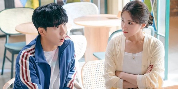 Lý do nên xem phim mới Quán cafe luật của Lee Seung Gi - Ảnh 7.