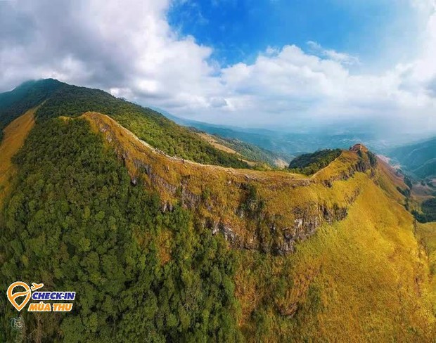 Ở Quảng Ninh  có một vùng núi cheo leo, được mệnh danh là 1 trong những nơi khó đi nhất Việt Nam - Ảnh 10.