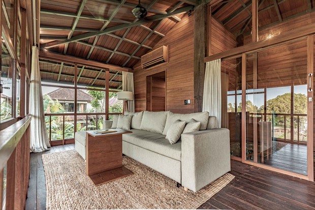 Ngôi nhà gỗ hình cái cây độc đáo ở Bali - Ảnh 2. Ngôi nhà gỗ hình cái cây độc đáo ở Bali - Ảnh 2.