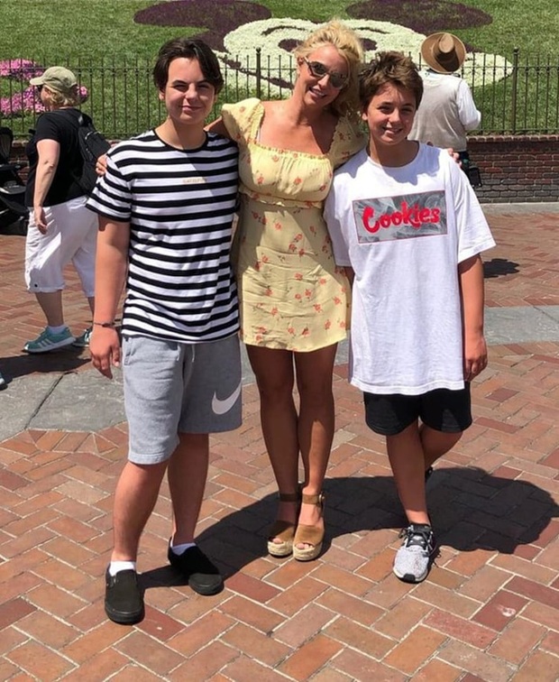 Britney Spears vẫn cố làm lành với các con - Ảnh 3.