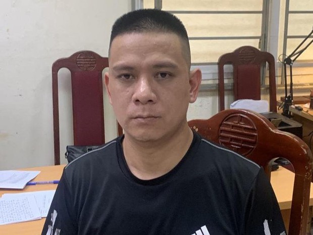 Khởi tố vụ án đâm chết tình địch, bắt cóc bạn gái trên phố Láng Hạ - Ảnh 1. Khởi tố vụ án đâm chết tình địch, bắt cóc bạn gái trên phố Láng Hạ - Ảnh 1.