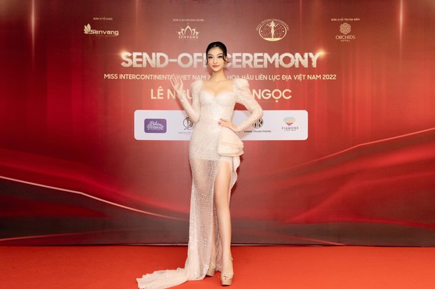 Á hậu Bảo Ngọc nổi bật với chiều cao khủng khi nhận sash từ đương kim Hoa hậu Liên lục địa 2021 - Ảnh 5.