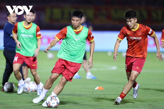 HLV Park Hang Seo chơi bài dị, ĐT Việt Nam thắng 4 sao trước ĐT Singapore - Ảnh 11.