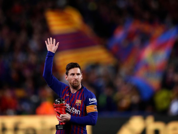 Tiết lộ gây sốc: Messi từng áp lãi suất các khoản nợ, đòi Barca cung cấp máy bay riêng và phòng VIP - Ảnh 2.