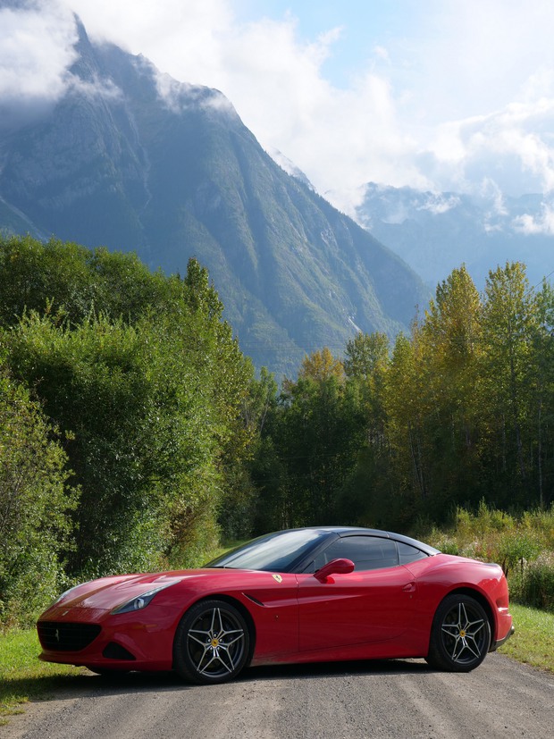 Phượt xuyên 3 quốc gia bằng siêu xe Ferrari: Đi gần 21.000km trong 2 tháng - Ảnh 4.